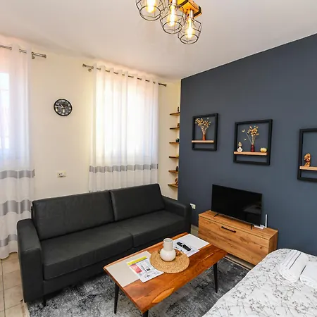 Apartment Nest *